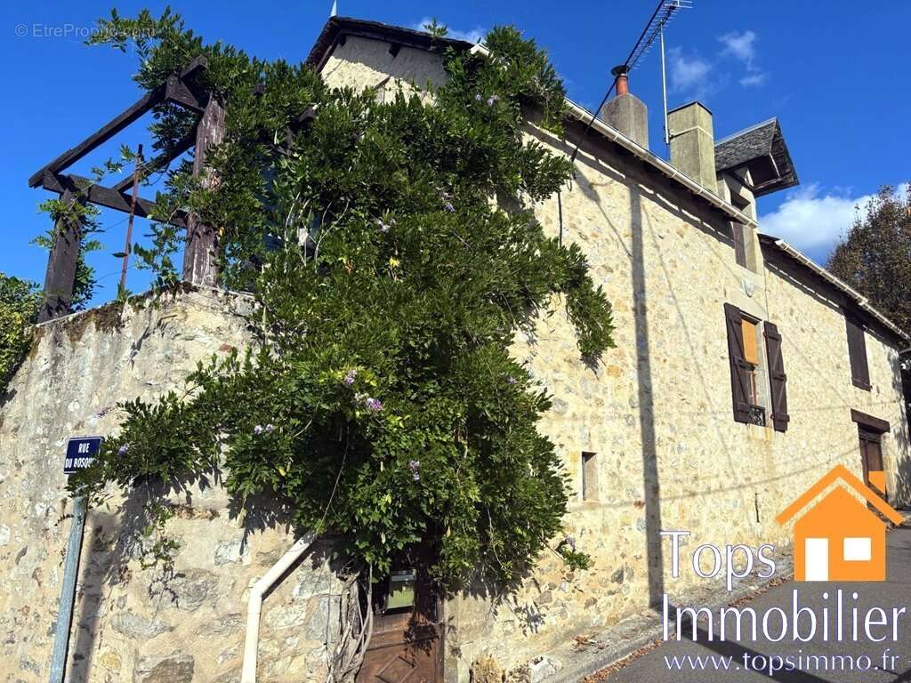 Maison à VILLEFRANCHE-DE-ROUERGUE