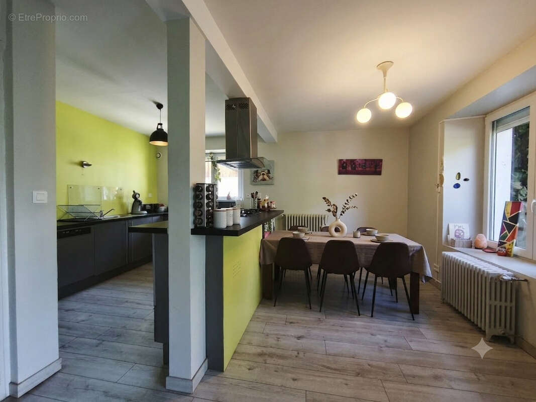 Belle maison familiale de 184 m2 sur terrain de 1 311 m2 - photo 8