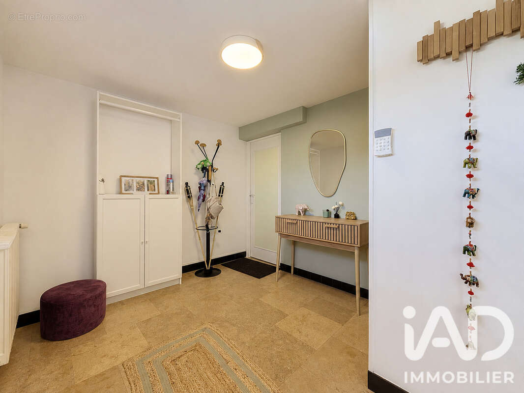 Maison 120 m² à Ozoir-La-Ferriere  - photo 2