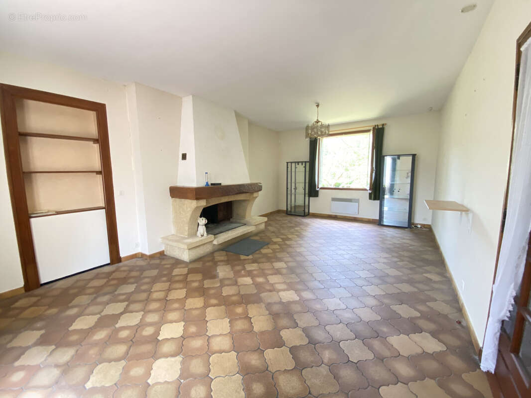 Maison à ALAIGNE