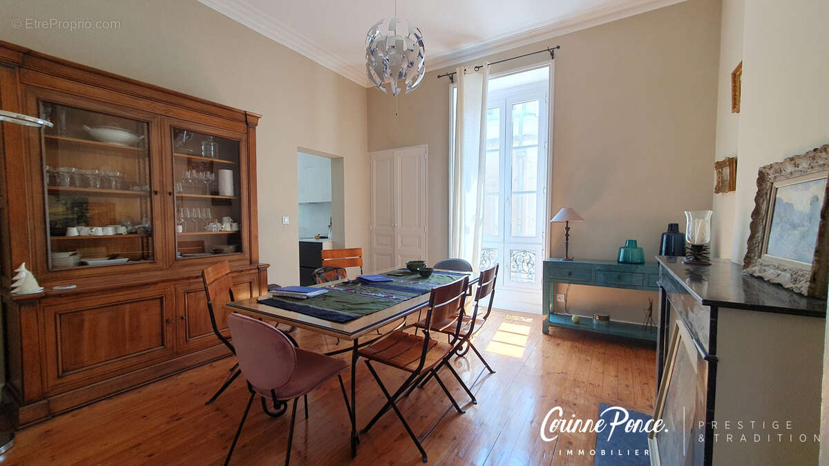 Appartement à NIMES