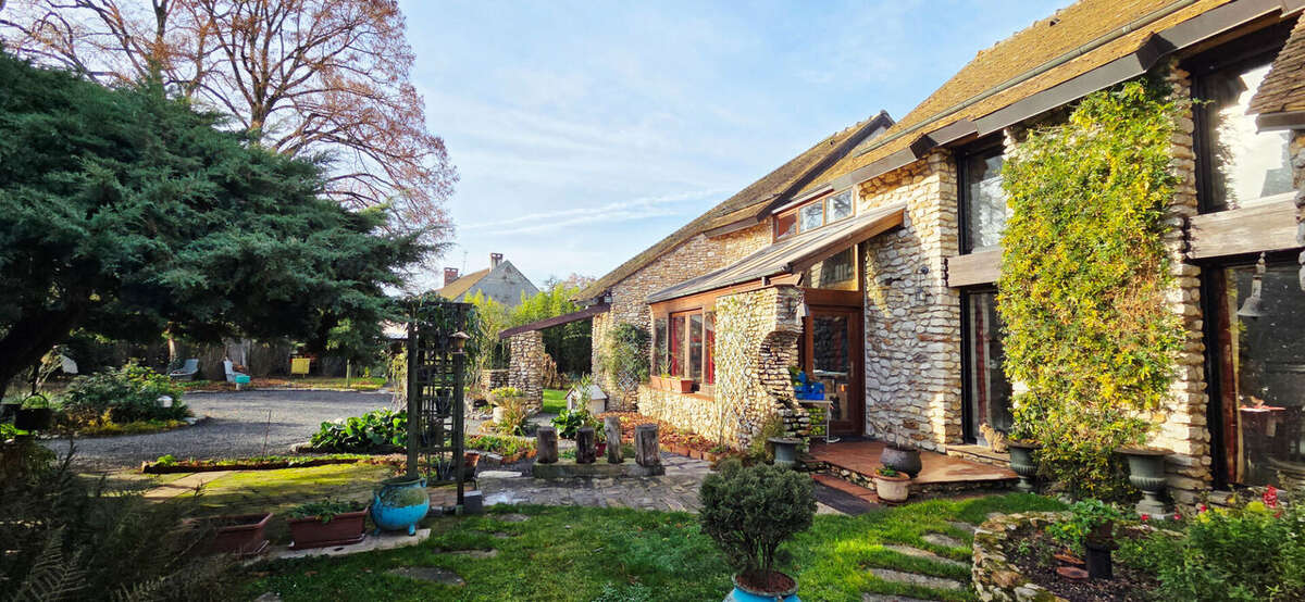 Maison à VILLECONIN