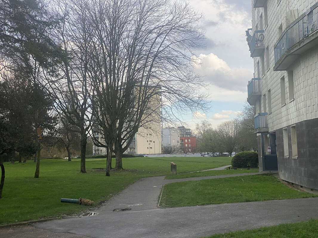 Appartement à AULNAY-SOUS-BOIS