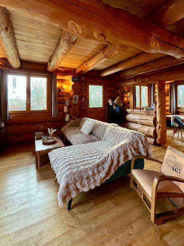 Chalet authentique de 144 m2 sur sous-sol - photo 9