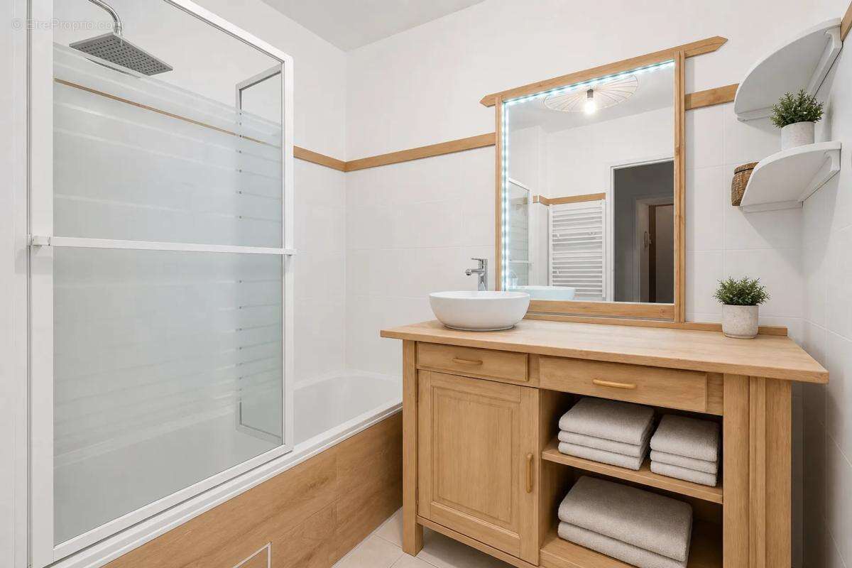 Appartement 2 pièces de 57 m² situé au Cannet - photo 5