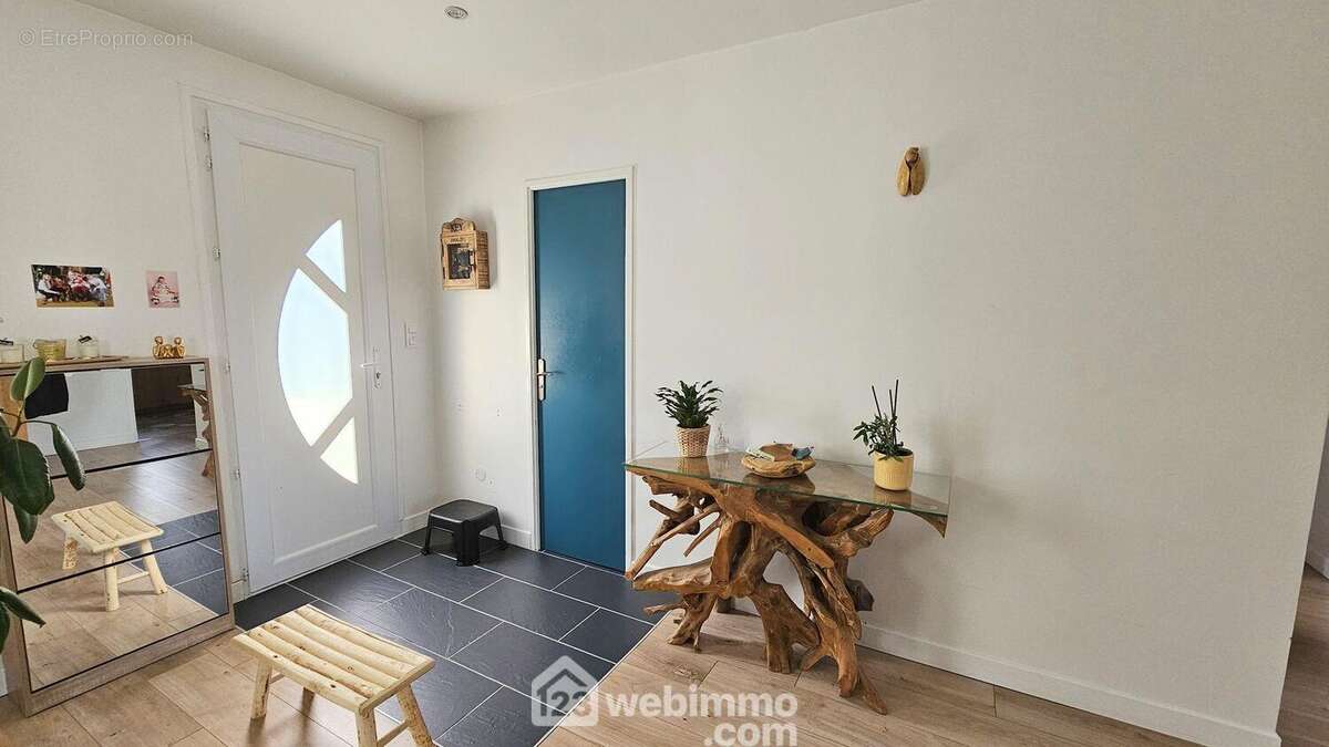 Entrez...... - Maison à MALESHERBES