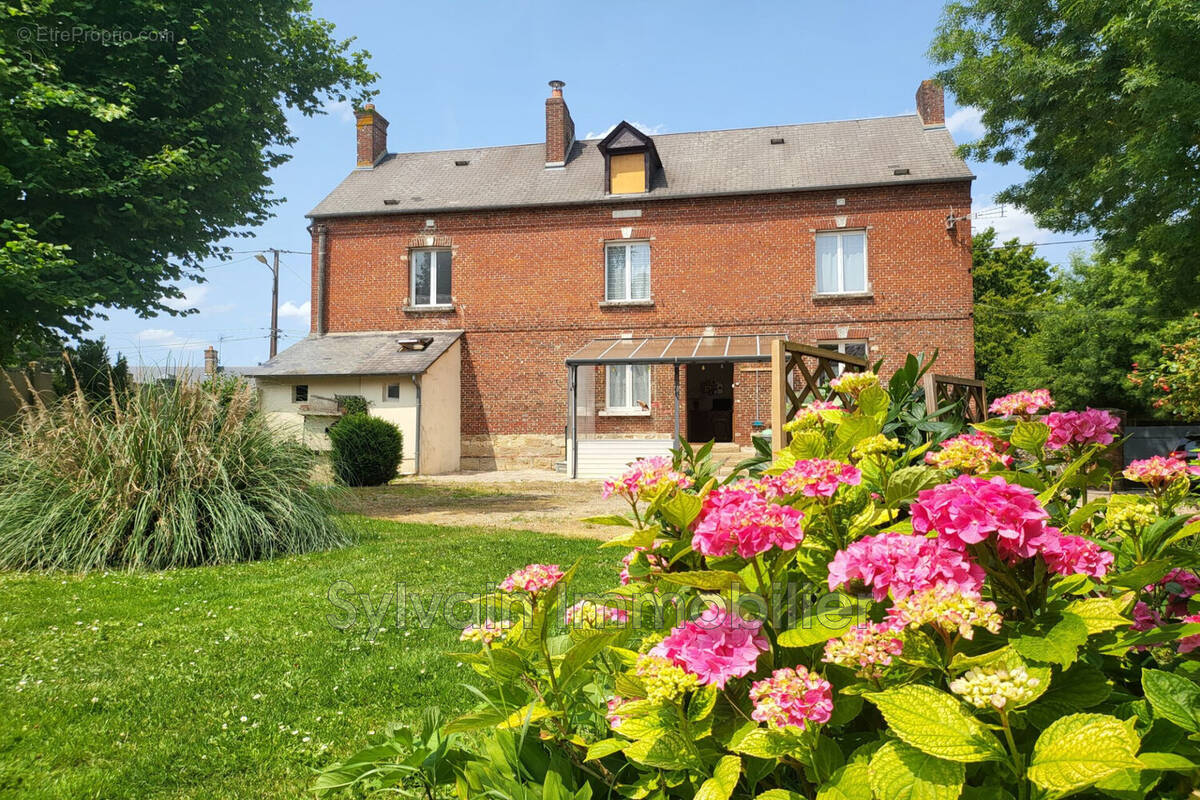 Maison à MORVILLERS