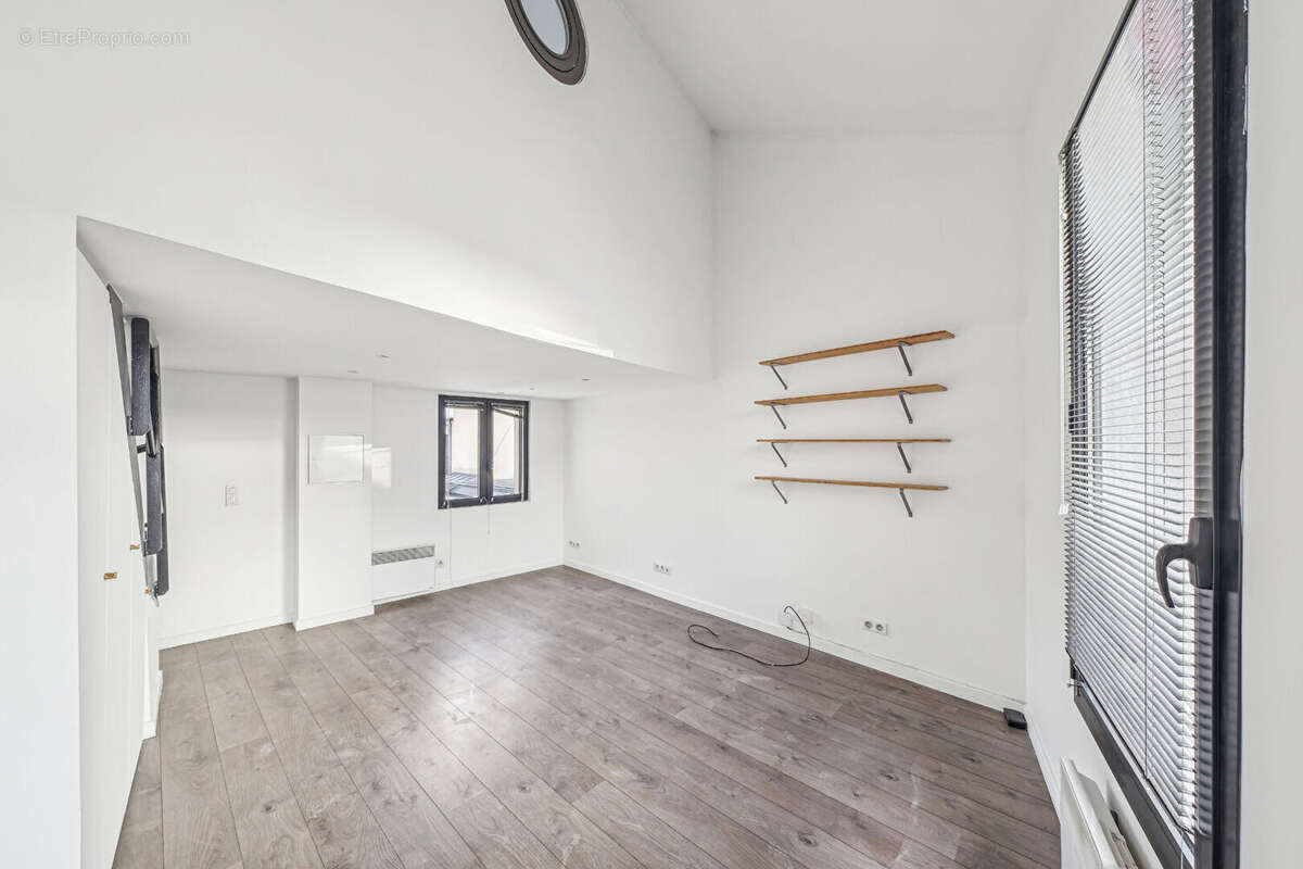 Appartement à COLOMBES