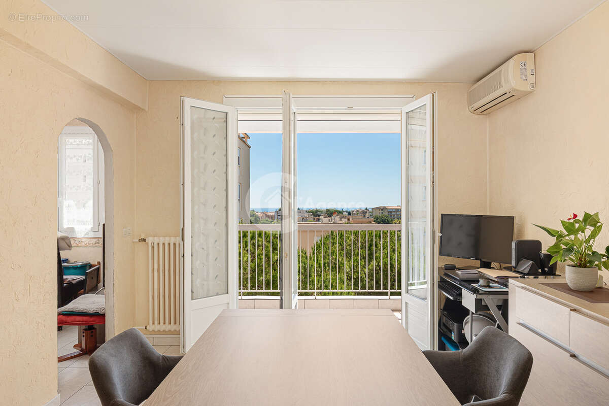 Appartement à ANTIBES