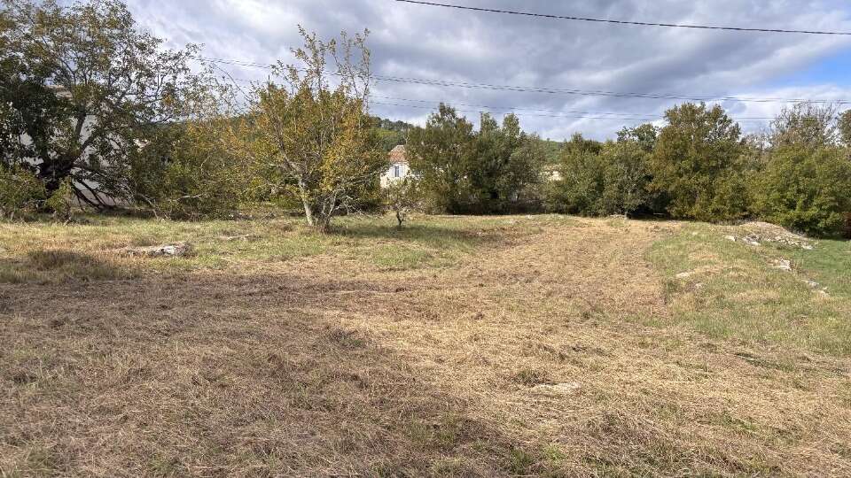 Terrain 1852 m² à Courry  - photo 3