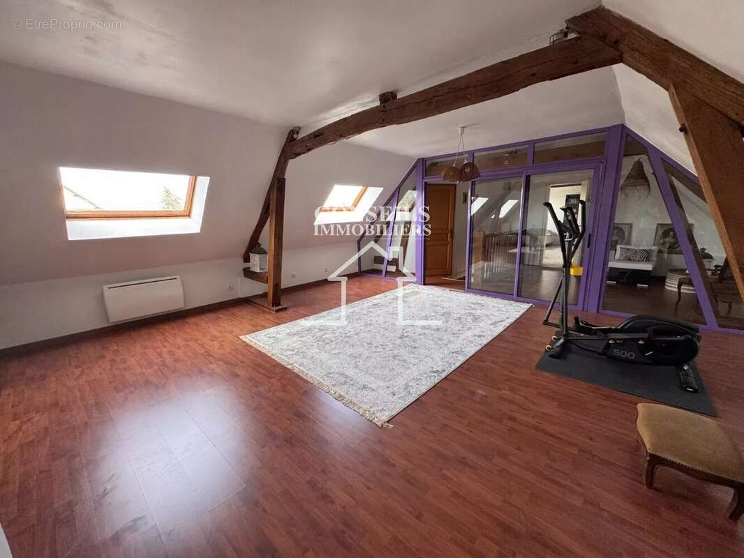 Maison à PRECY-SUR-VRIN