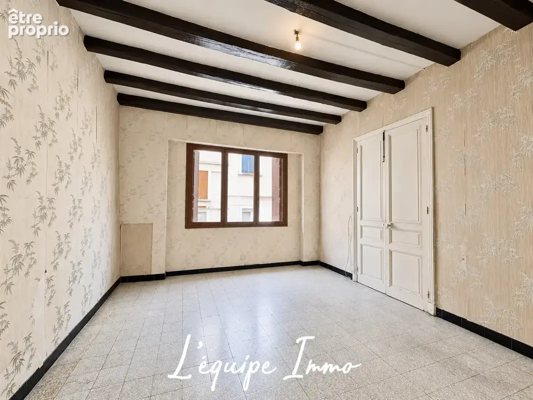 Maison ancienne de village avec exterieur - photo 1