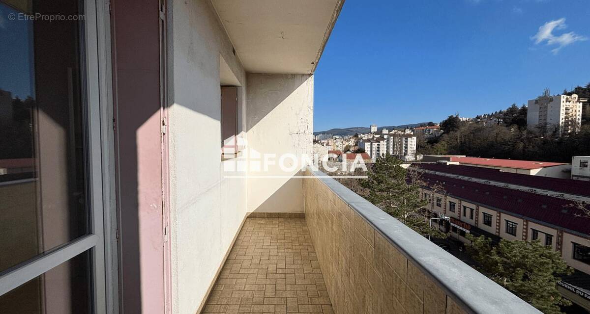 Appartement à SAINT-ETIENNE