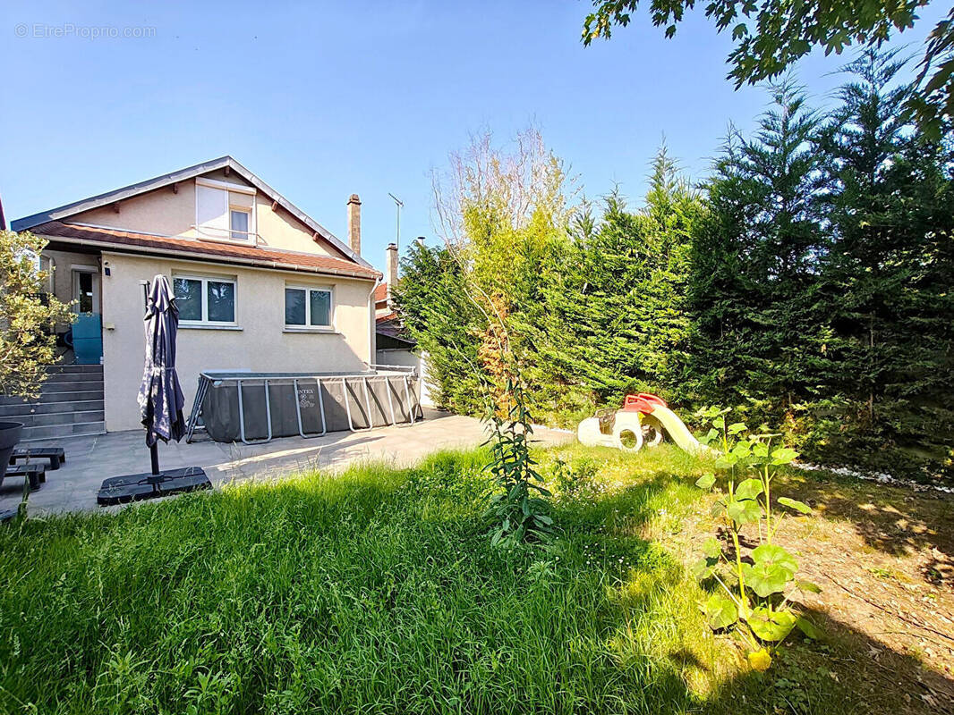 Maison à VILLEMOMBLE