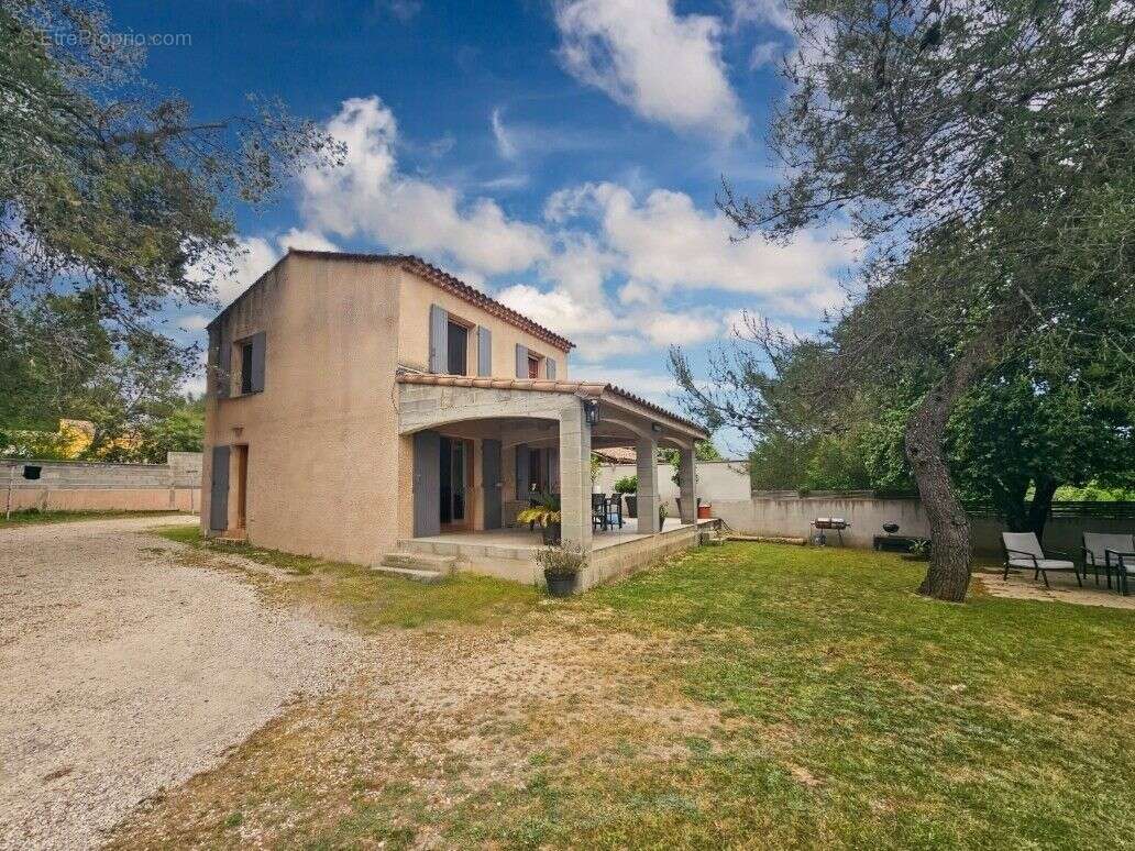À Vendre à Uzès - Maison de 90m² sur terrain piscinable - photo 12