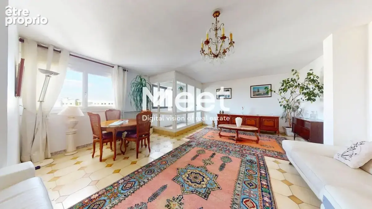 4 pièces - 2 chambres - loggia - photo 2