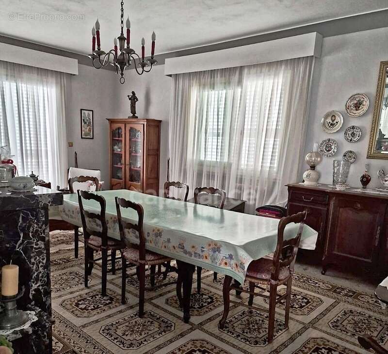 EXCLUSIVITE : viager occupé – Élégante maison bourgeoise avec vue mer et jardin - photo 4