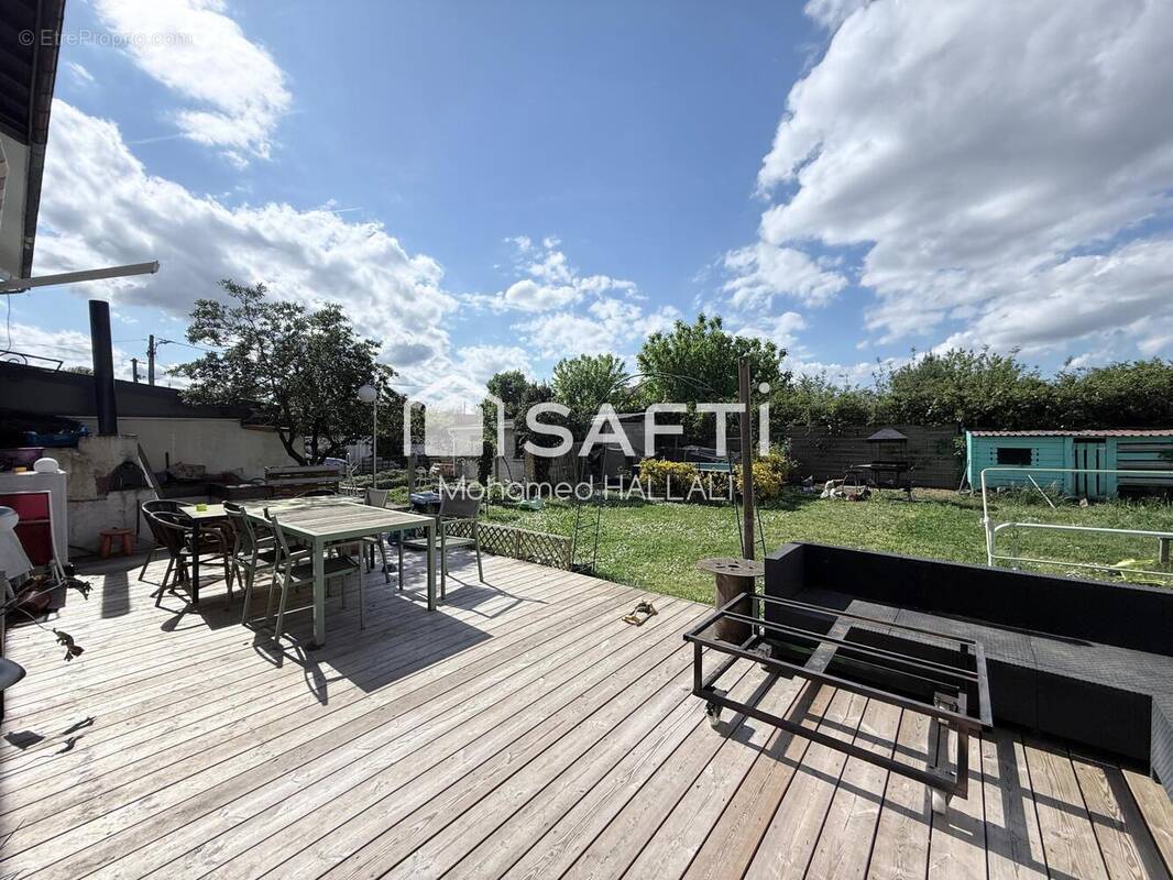 Photo 1 - Maison à VILLENAVE-D'ORNON