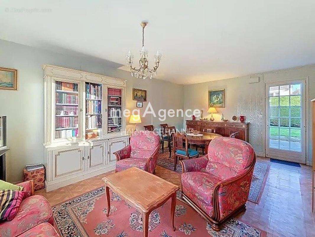 Maison à OUISTREHAM