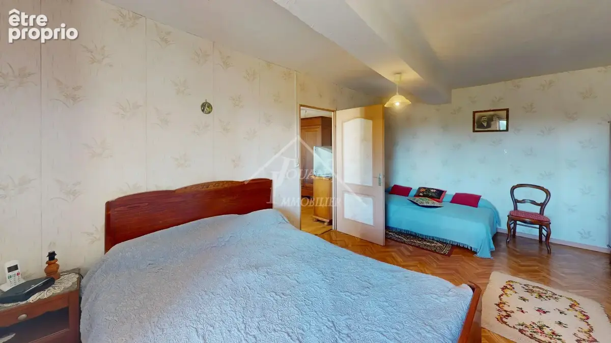 Charmante maison à Liernolles avec terrain et puits - photo 8