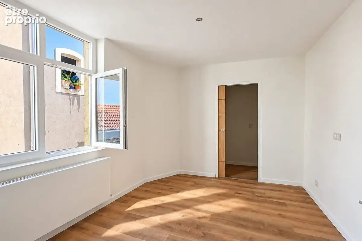 Appartement 4 pièces 87 m² à vendre à Metz (57000) - photo 2