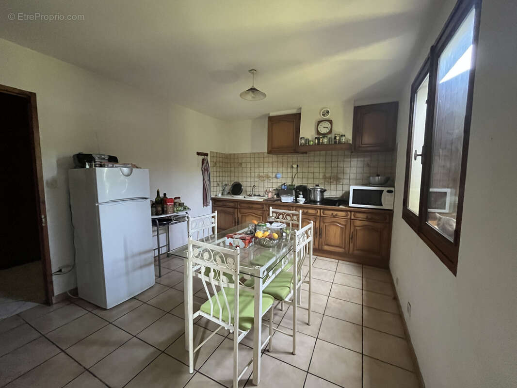 Maison à AMBARES-ET-LAGRAVE