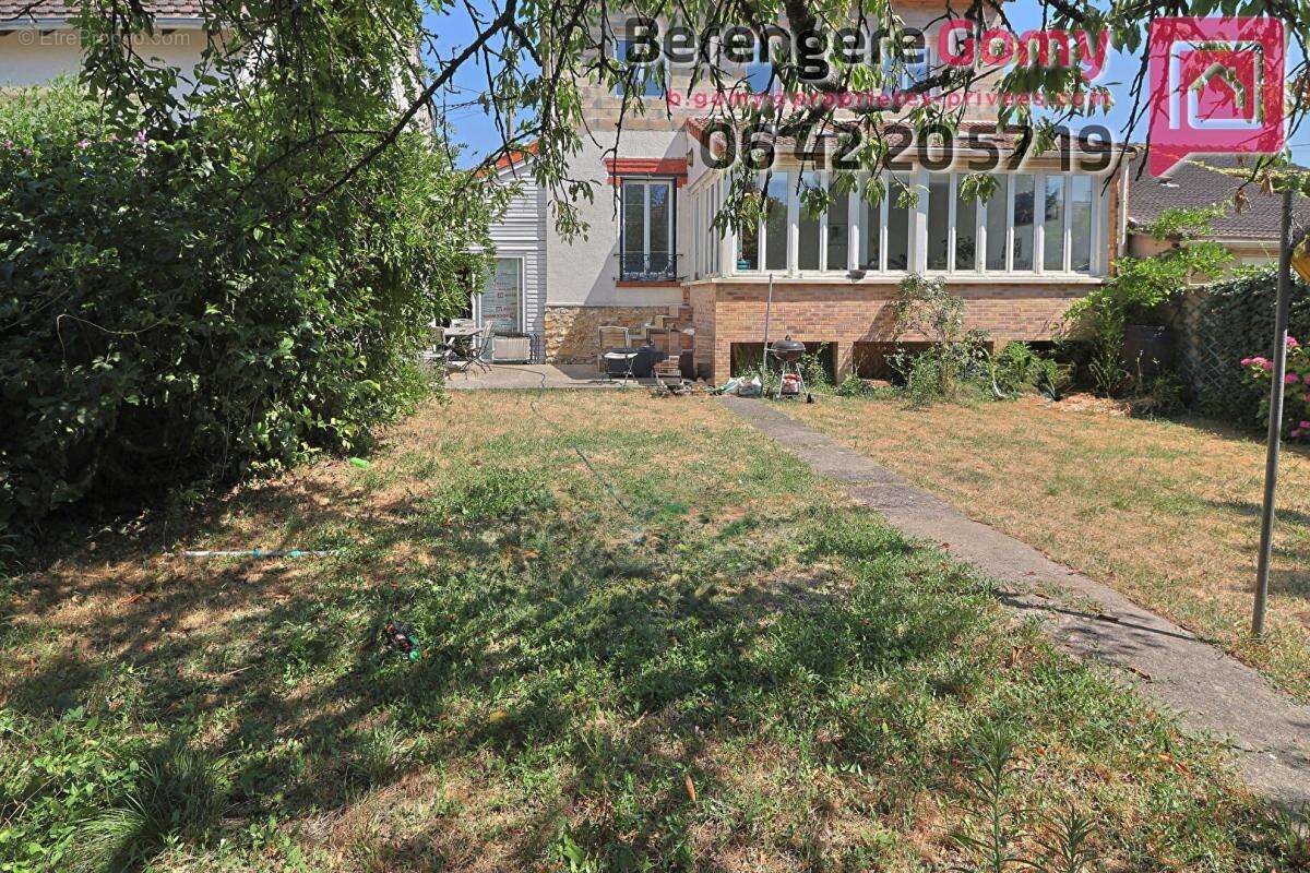 Maison à LE PLESSIS-BOUCHARD