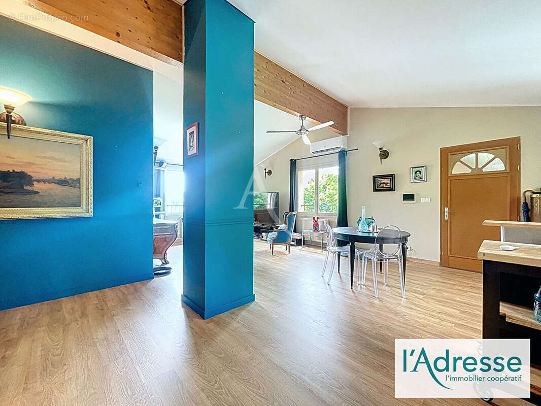 Maison à CASTELGINEST