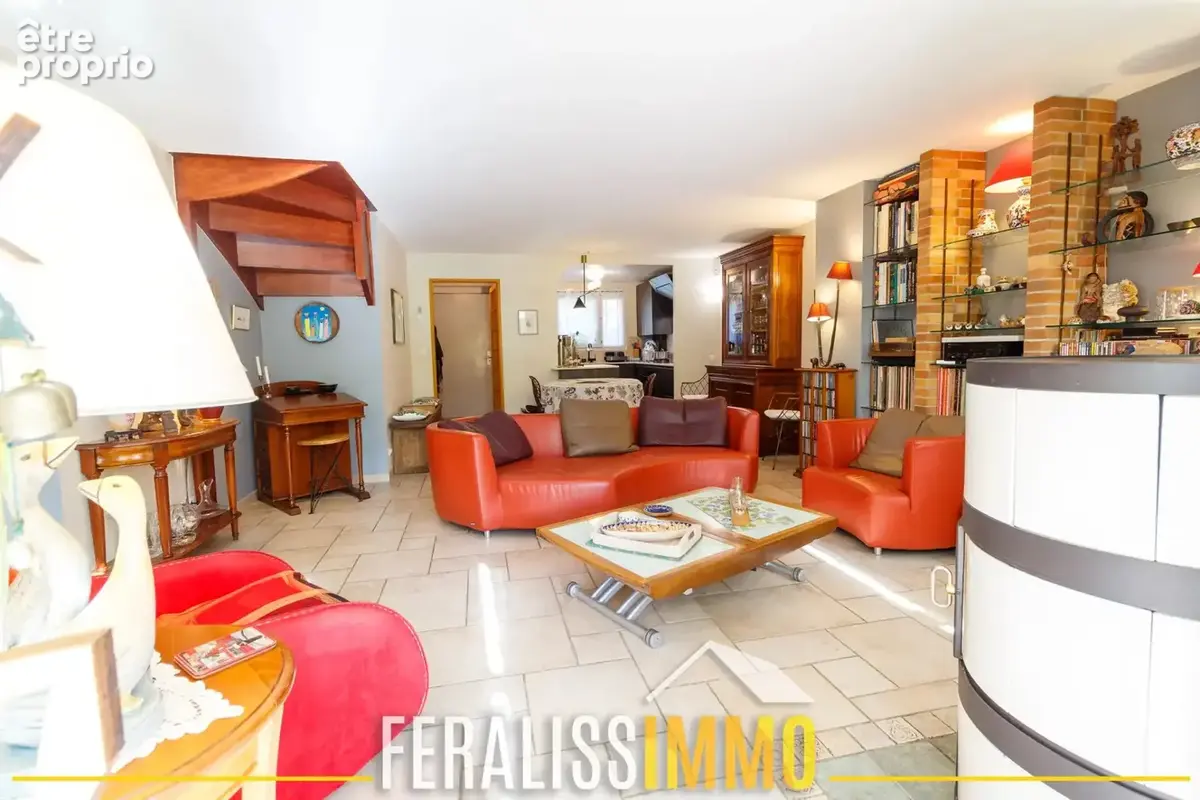 Maison familiale de 122 m2 avec jardin et espace jacuzzi ! - photo 4