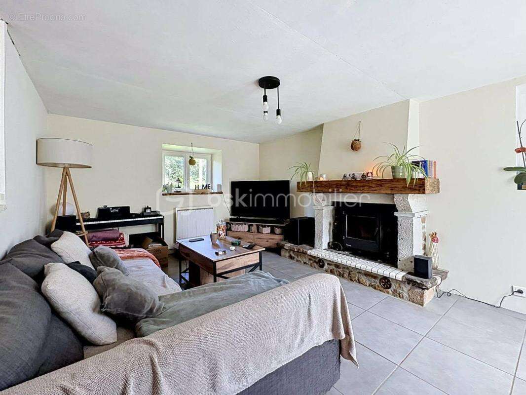 Maison en pierre de caractère 98m² entre Bricquebec et Barneville - photo 4