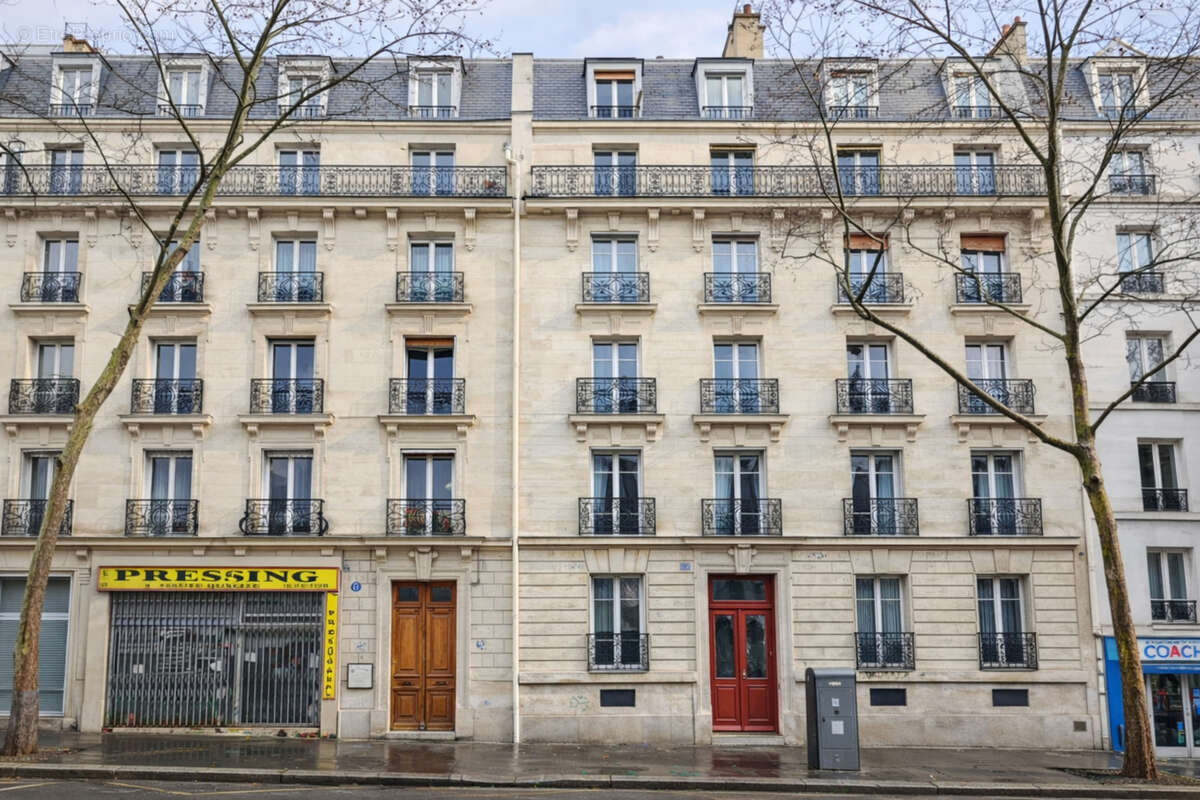 Appartement à PARIS-11E