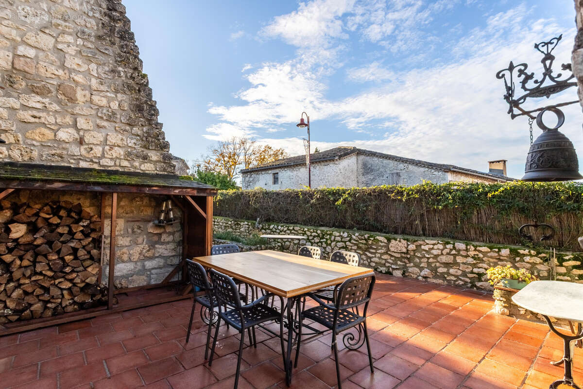 Maison de village avec jardin - photo 6