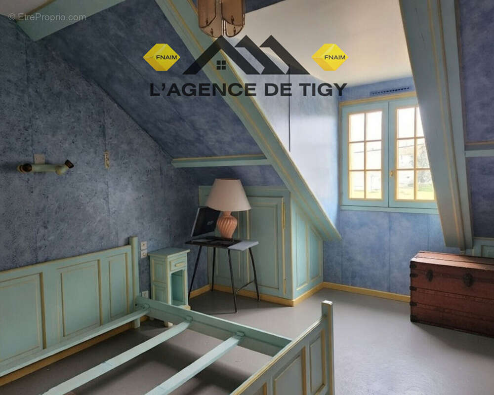 Maison à NEUVY-EN-SULLIAS