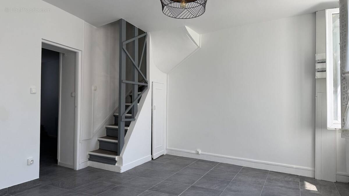 Maison à NOTRE-DAME-DE-BONDEVILLE