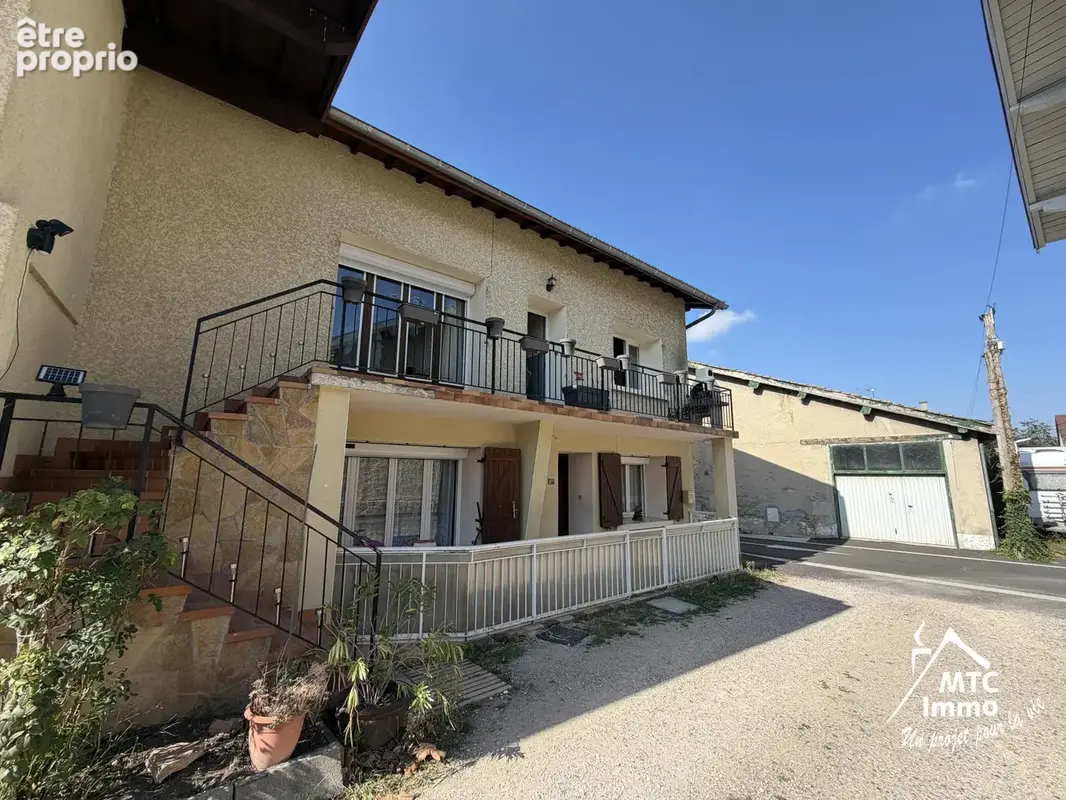 Photo Appartement à Loyettes au prix de 269 000€