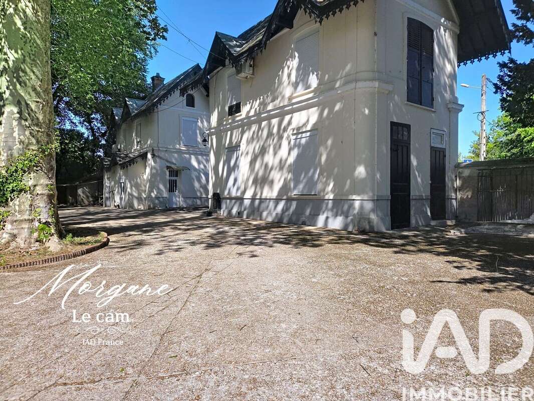 Photo 9 - Autre à LE MEE-SUR-SEINE