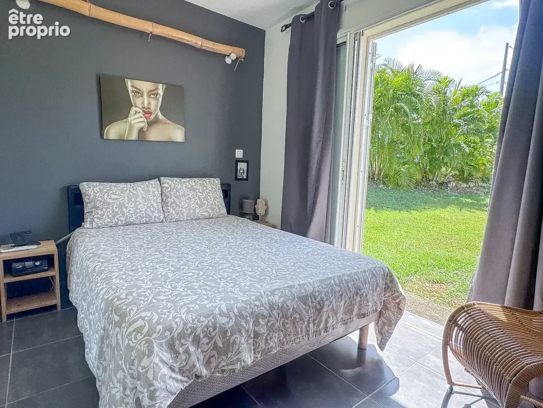 Propriété de 3 maisons sur terrain clos   sainte-anne - photo 12