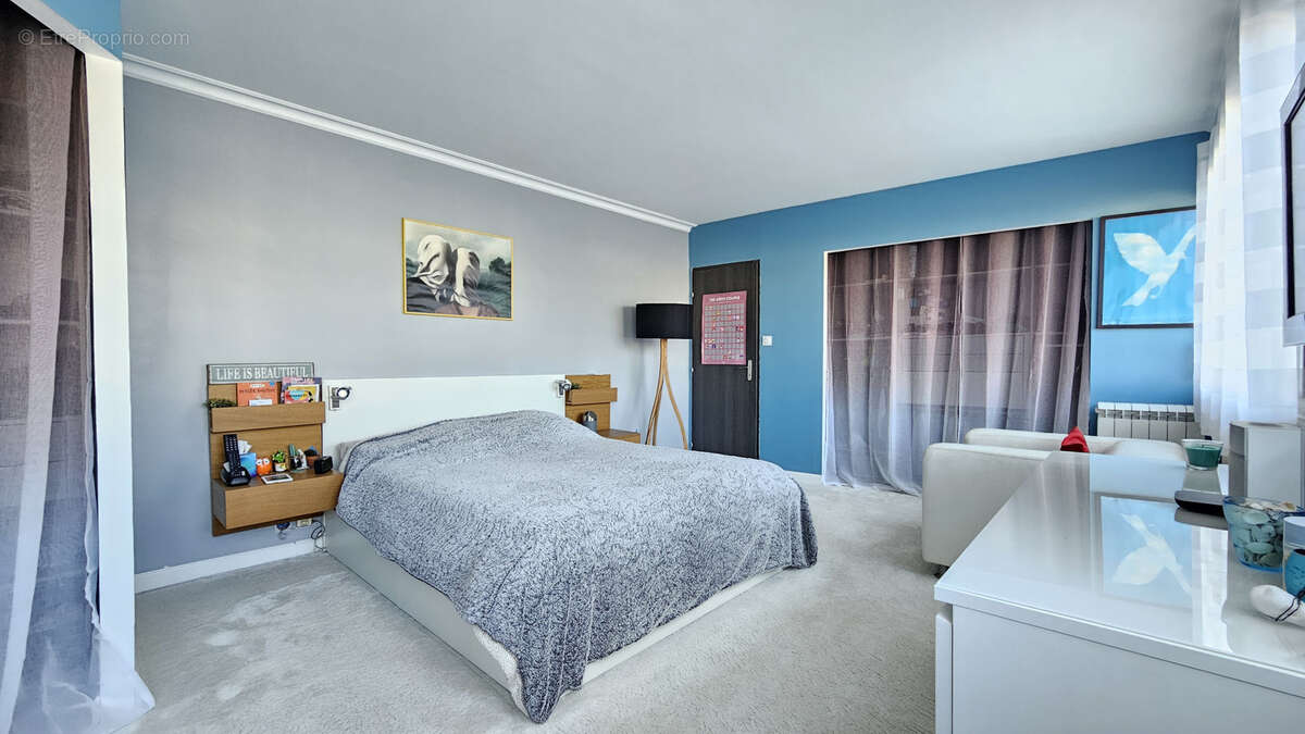 Maison à LES HERBIERS