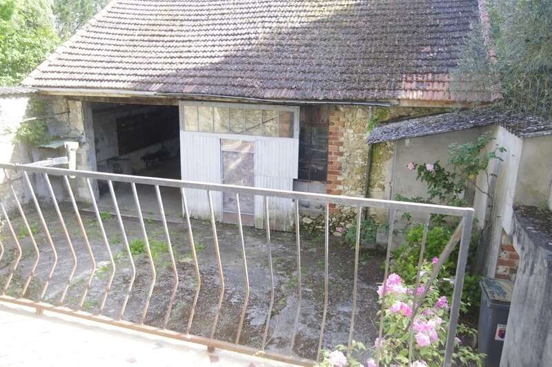 Maison à VIC-FEZENSAC