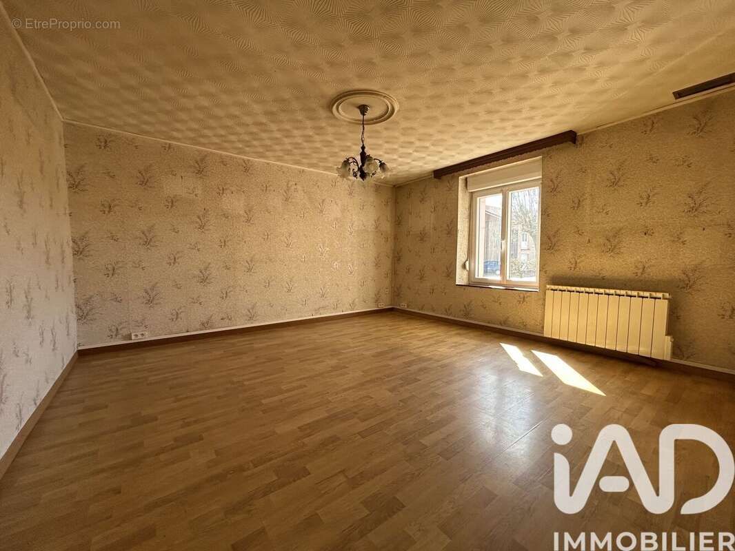 Maison 89 m² à Aumontzey  - photo 3