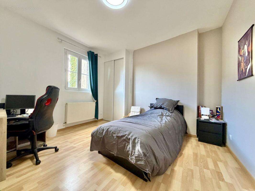 Maison 197 m² à Dreux  - photo 6