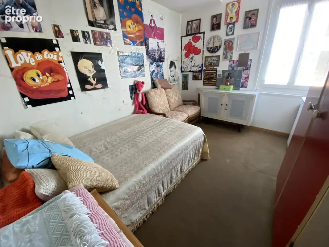 Limoux, Ensemble immobilier avec garages et dépendances - photo 5