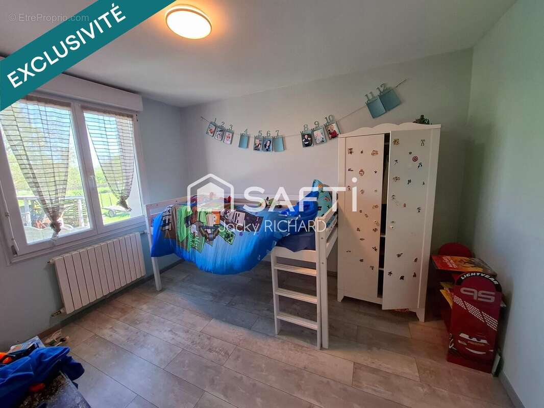 Maison 80 m² à Mouzay  - photo 3