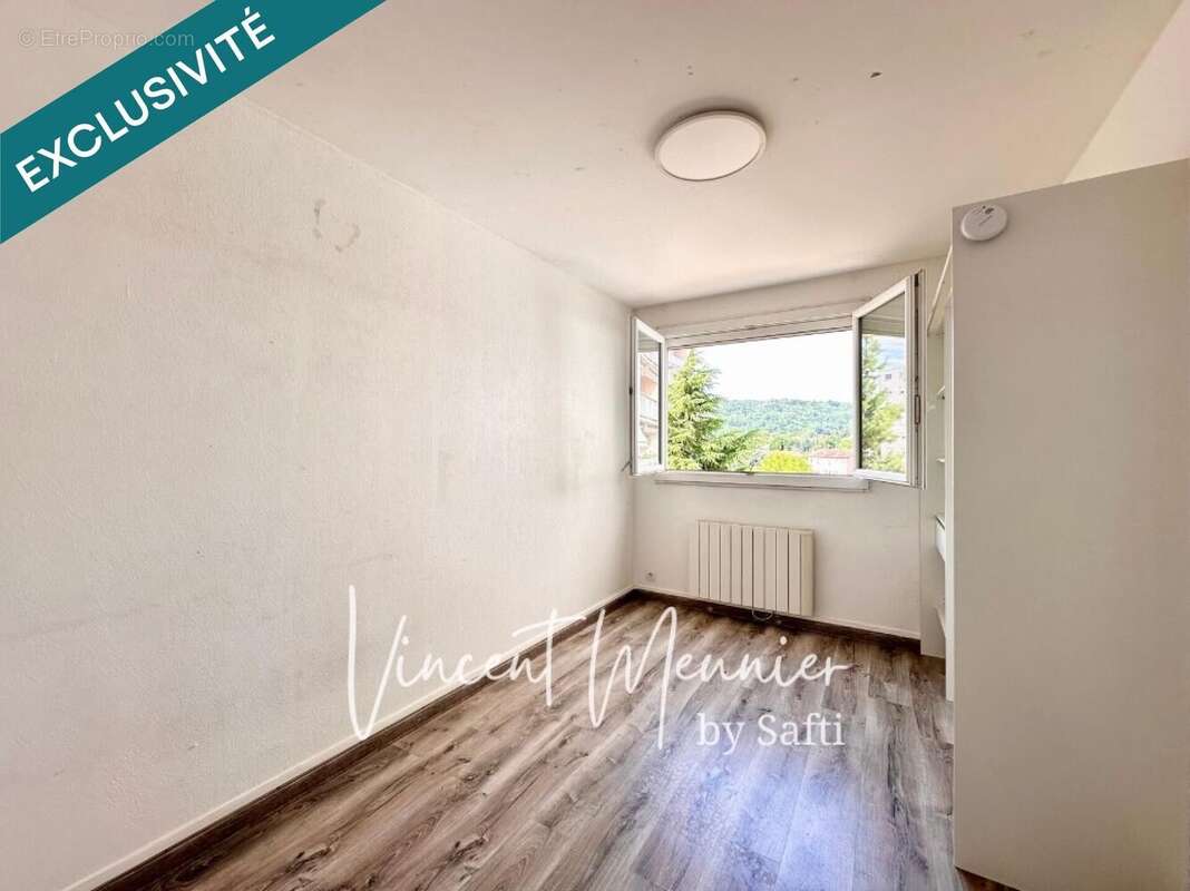 Appartement 69 m² à Saint-Maurice-De-Beynost  - photo 8