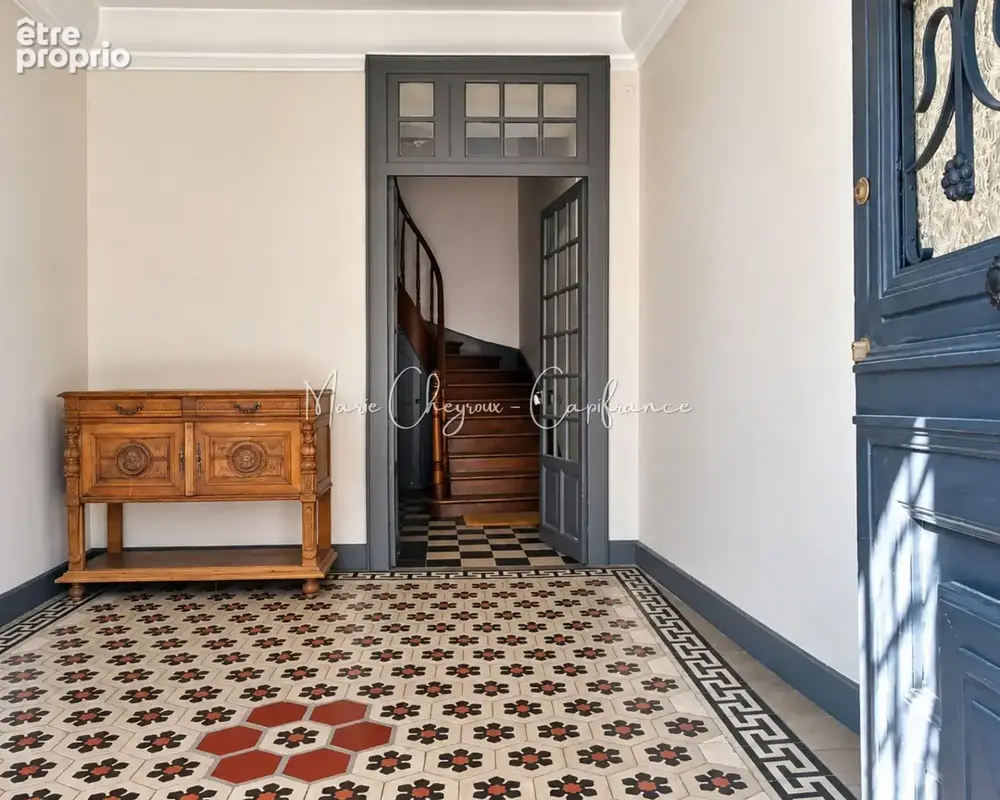 129 m² de charme et de lumière au coeur historique - BRIVE LA GAILLARDE (19) - photo 12