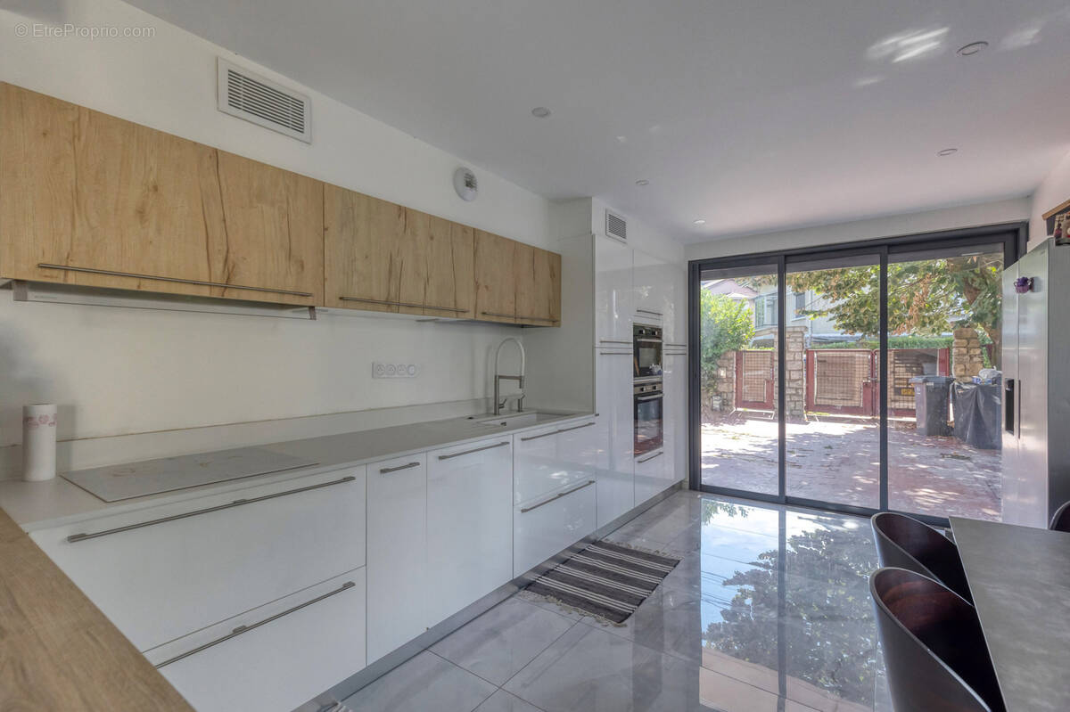 Maison à LE PONT-DE-CLAIX