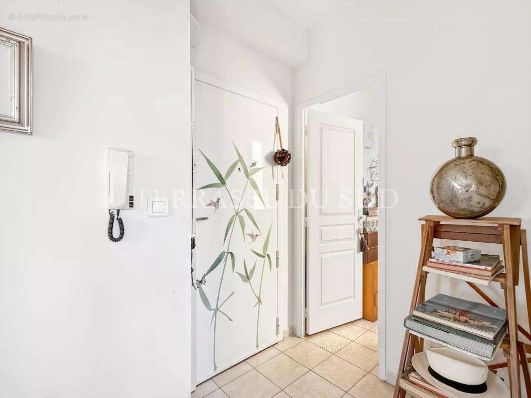 Appartement à MARSEILLE-12E