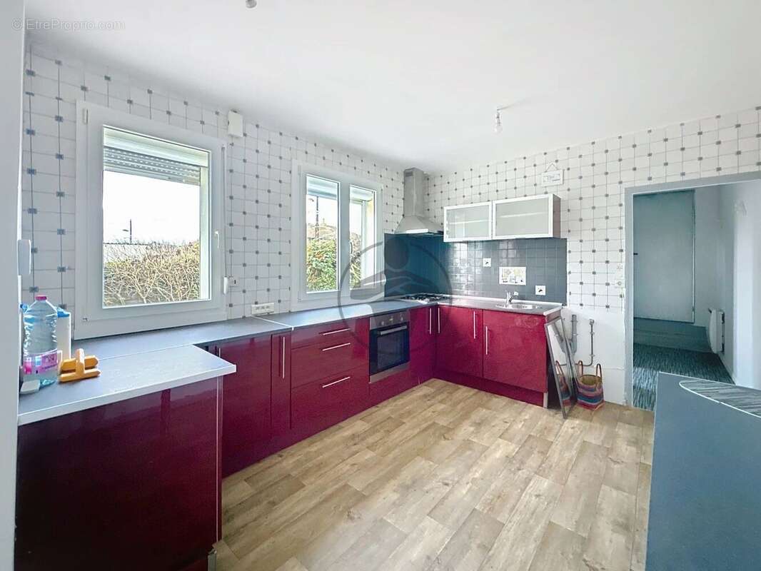 Maison à SAINT-QUENTIN