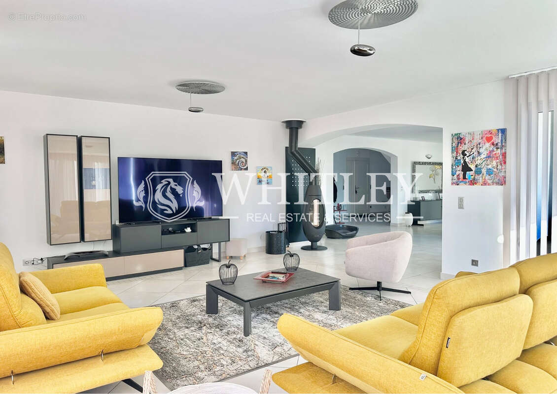 Maison à SAINT-MAXIMIN-LA-SAINTE-BAUME