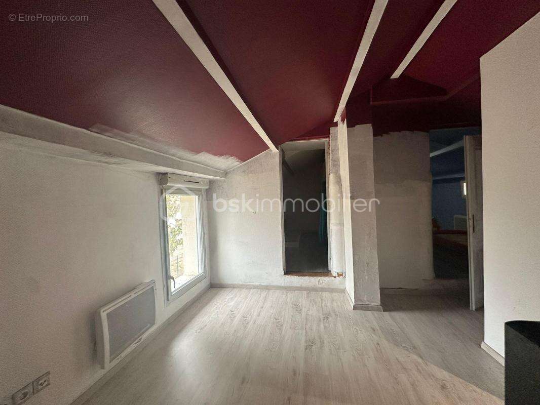 Maison à VARENNES-SUR-SEINE